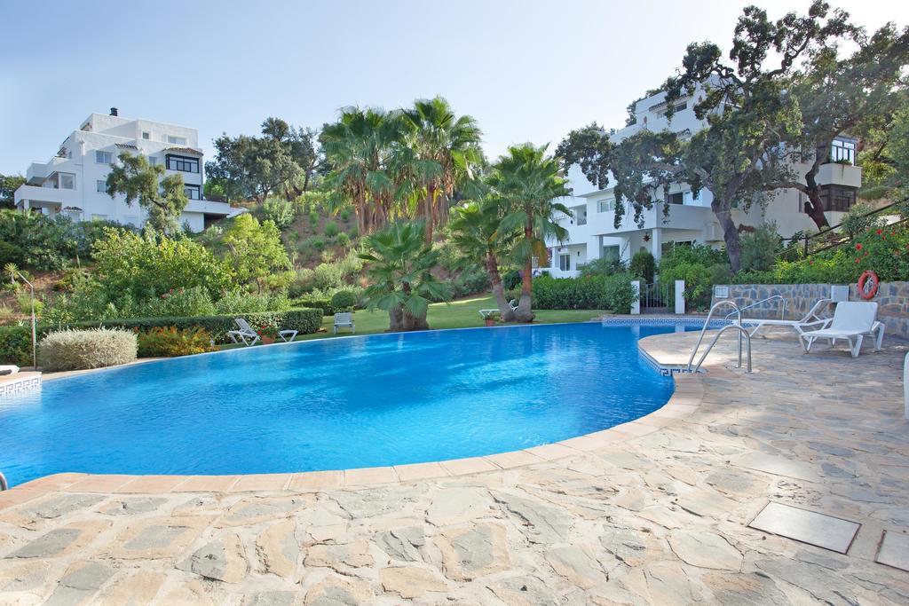 Apartment Jacarandas De Elviria 马尔韦利亚 外观 照片